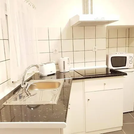 Inloveapartments - Typical Alfama Balcony Apartamento *